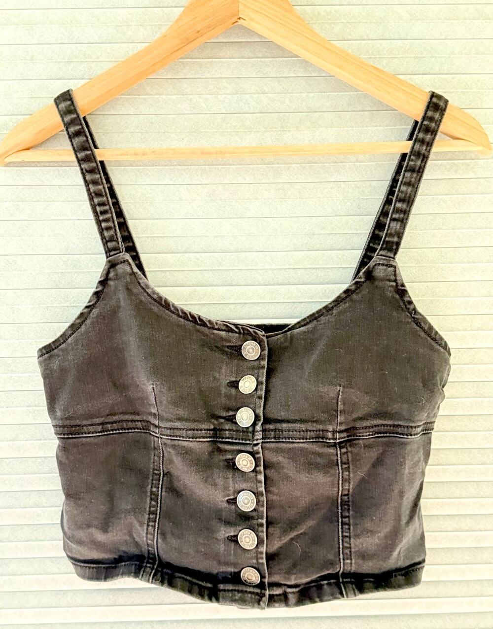 Forever 21 denim crop top Size S